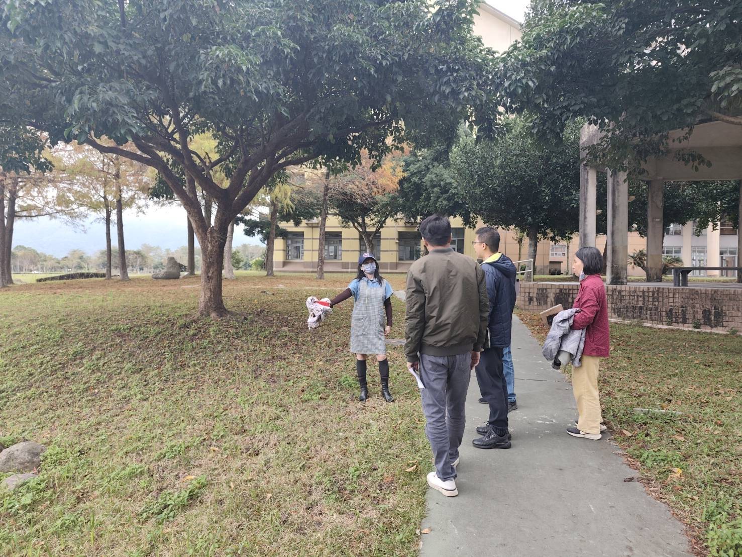 1150106湖畔人行道會勘(另開新視窗/jpg檔)圖片